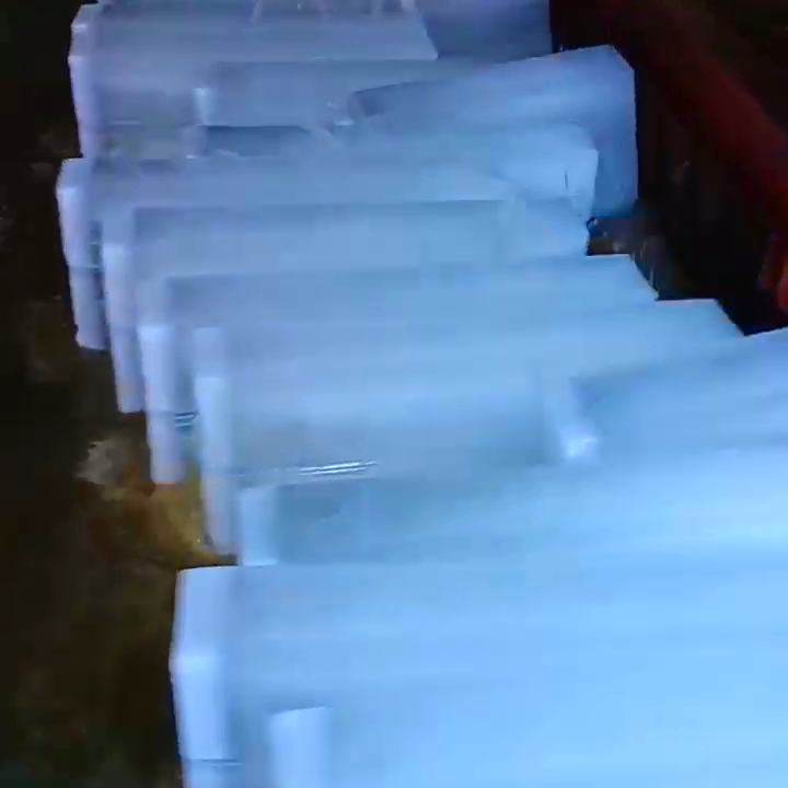 上海工業(yè)冰塊配送_上海制冰廠_上海冰塊批發(fā)