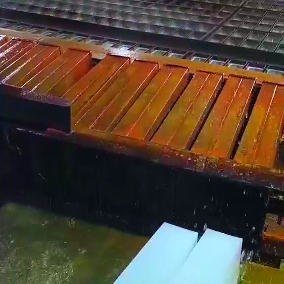 上海工業(yè)冰塊批發(fā)_上海工業(yè)冰塊需求旺季_上海工業(yè)冰塊批發(fā)市場(chǎng)分析